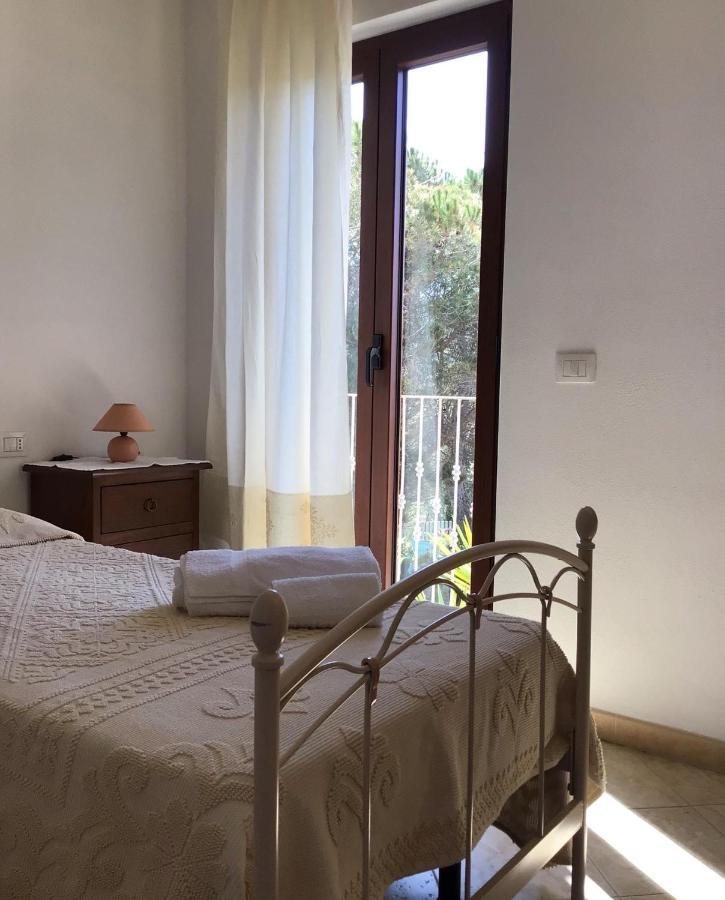 Agriturismo Lu Stabbiacciu Aglientu Exteriör bild