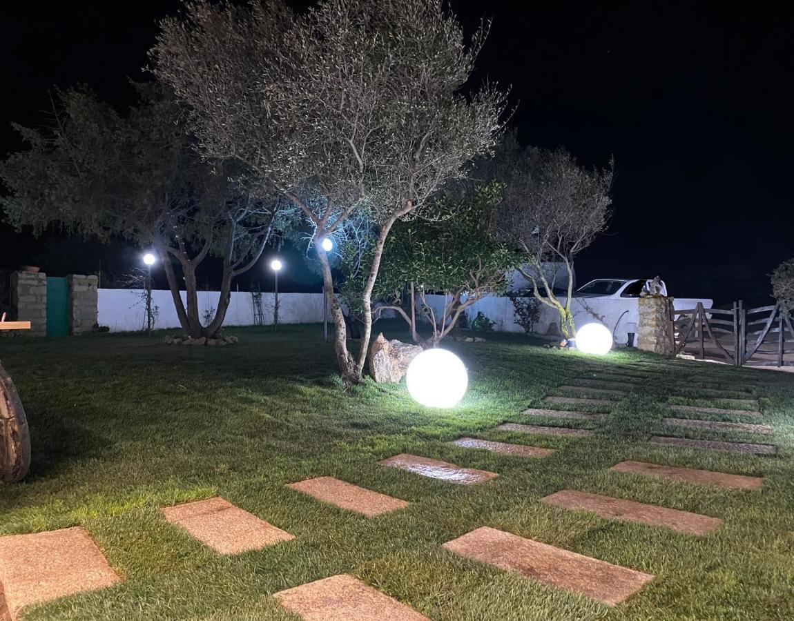 Agriturismo Lu Stabbiacciu Aglientu Exteriör bild