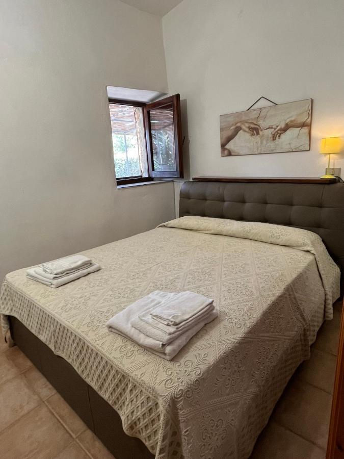 Agriturismo Lu Stabbiacciu Aglientu Exteriör bild